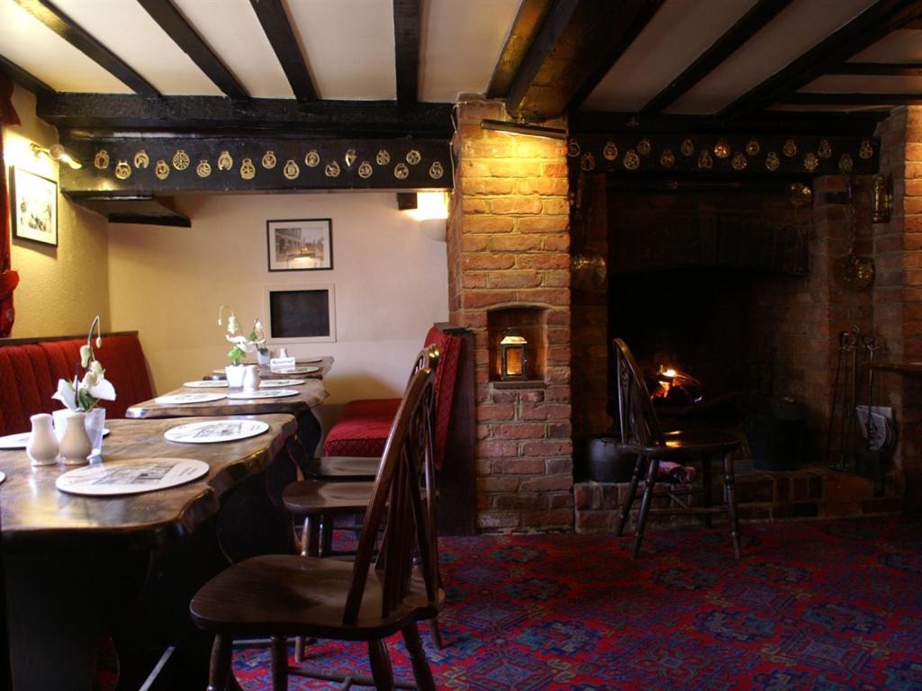 The Saracens Head Inn Amersham Eksteriør bilde