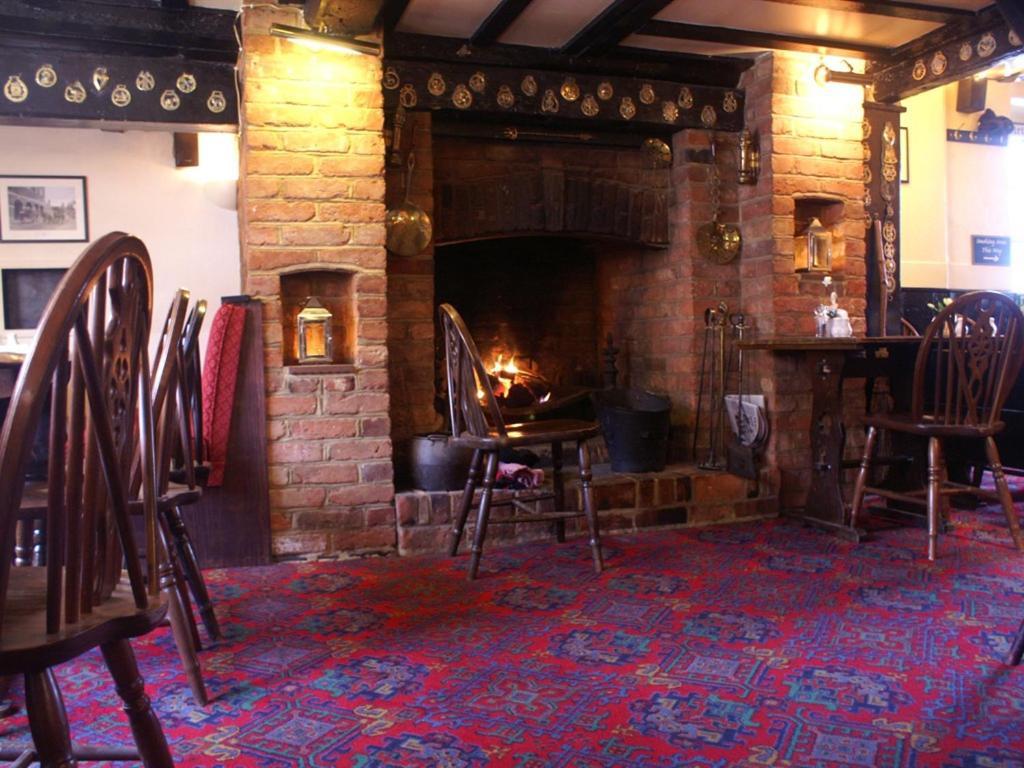 The Saracens Head Inn Amersham Eksteriør bilde