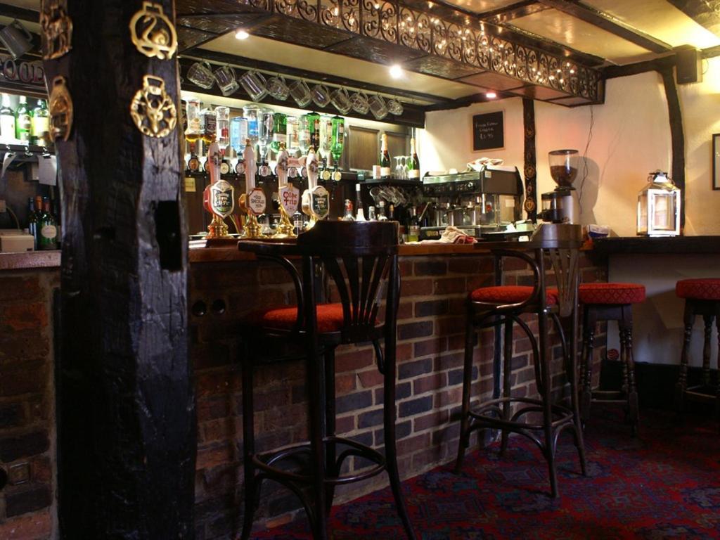 The Saracens Head Inn Amersham Eksteriør bilde