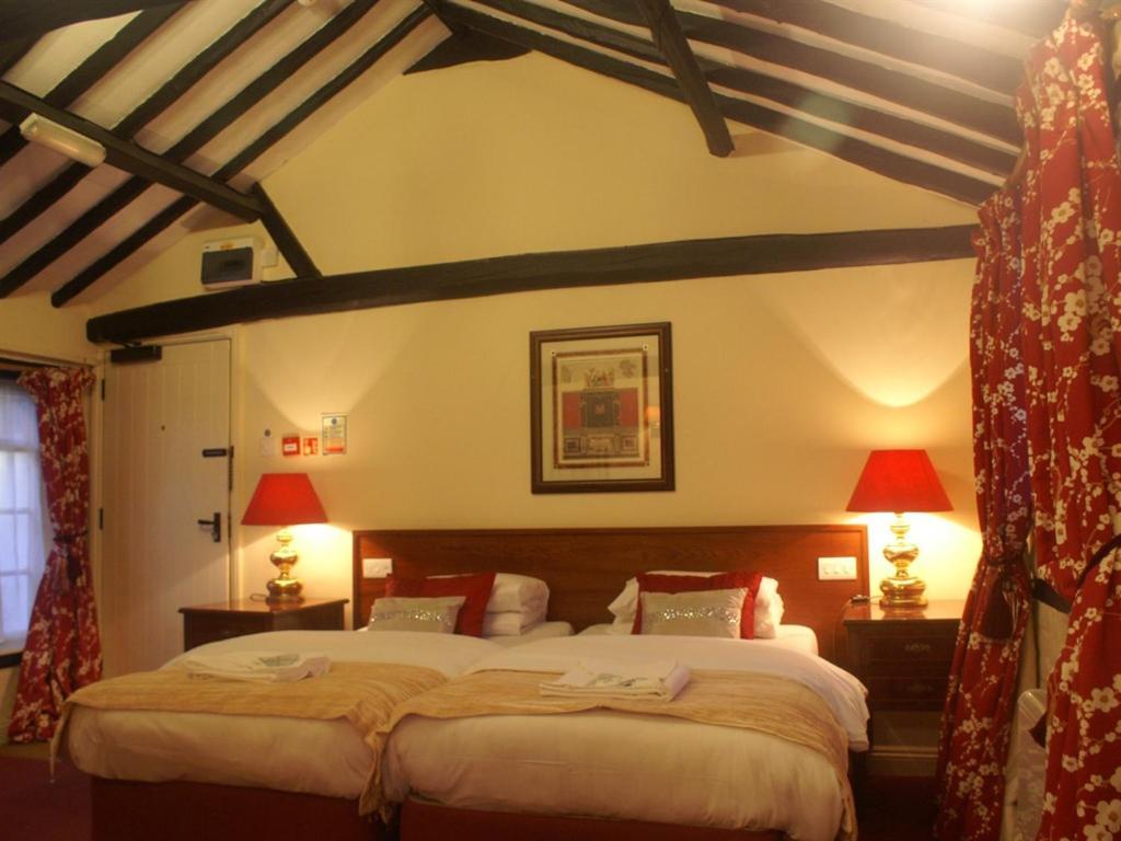 The Saracens Head Inn Amersham Eksteriør bilde
